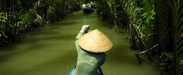 mekong-nice-traditional-boat